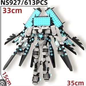 Futuristic Mecha Figure,  Building Blocks Construction Model Toy 613pcs New